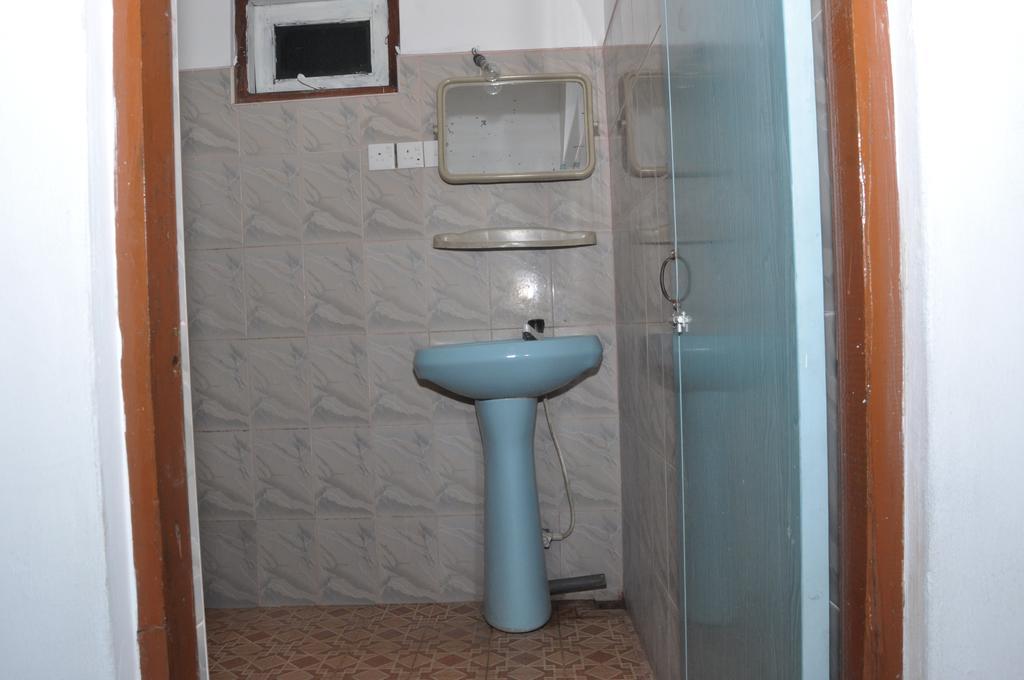 Marshal Beach Guesthouse Negombo Phòng bức ảnh
