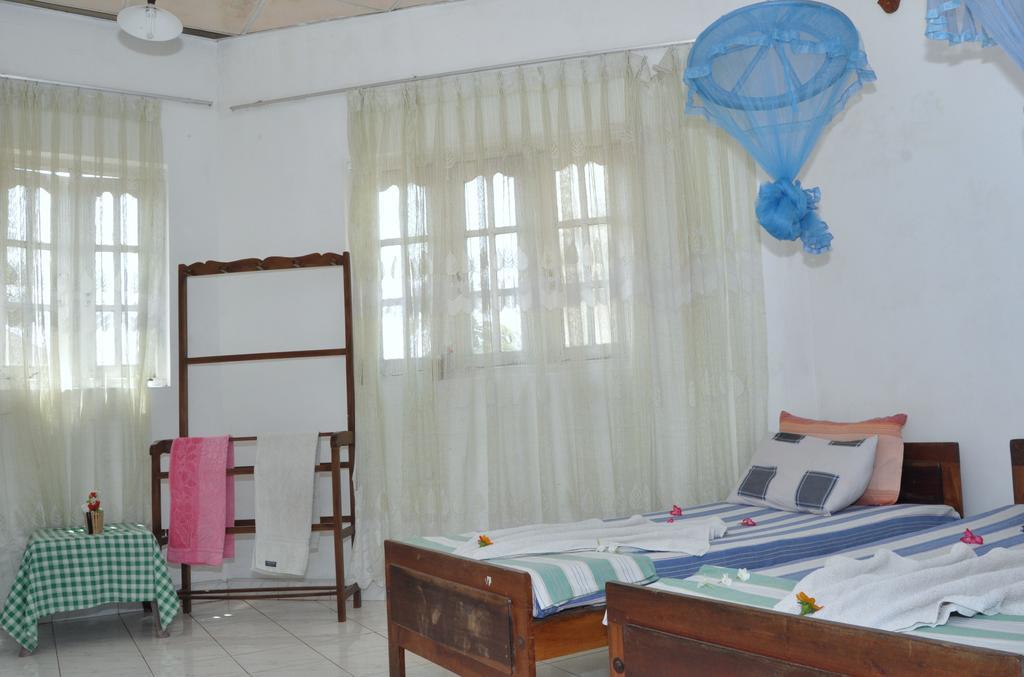 Marshal Beach Guesthouse Negombo Phòng bức ảnh